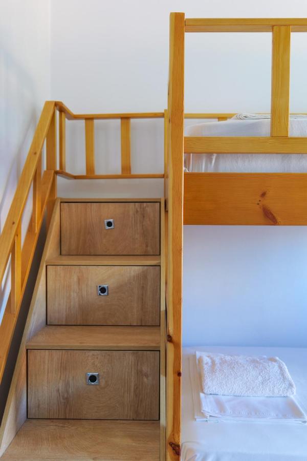 Guest House Gerard クサミル エクステリア 写真